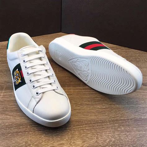 styles of Gucci shoes